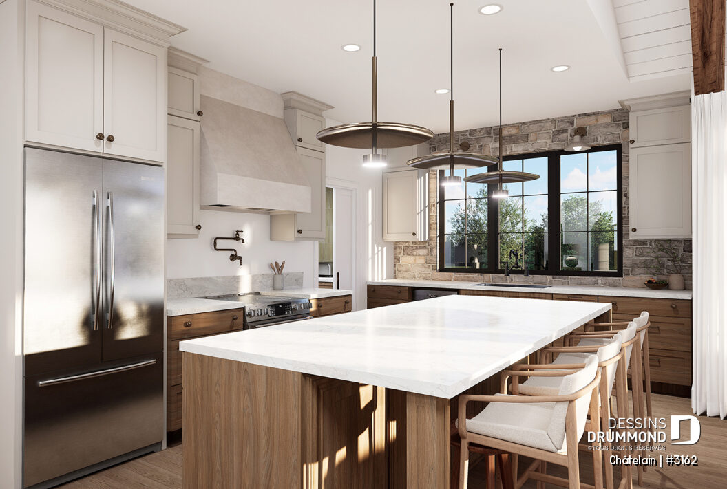 Natural stone kitchen backsplash in Châtelain house plan #3162
